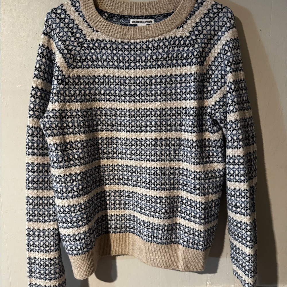 Amazon Essentials Navy and Cream Patterned Sweater